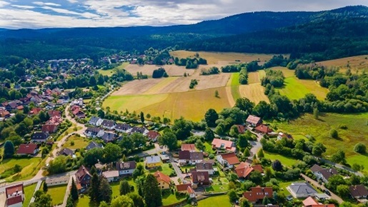 Drohnenfoto Wolfshagen im Harz – landwirtschaftliche Flächen am Ortsrand
