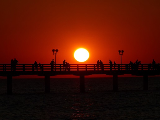 Drohnenaufnahmen Sonnenuntergang, Seebrücke Graal-Müritz Ostsee Luftaufnahme