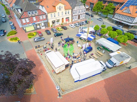 Luftaufnahmen Wochenmarkt Wittingen in Niedersachsen 2016