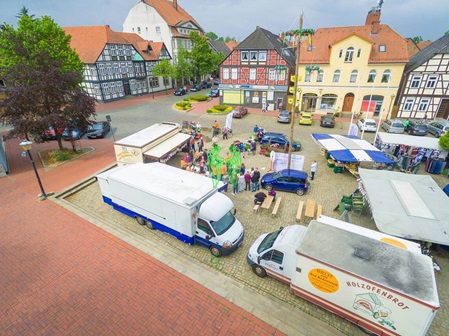 Luftaufnahmen Wochenmarkt Wittingen in Niedersachsen 2016